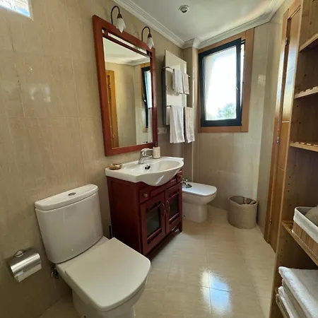 Centrico Con Garaje Apartment